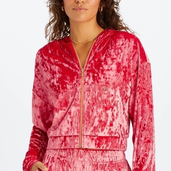 Fabletics Crushed Velour Zip Up Hoodie Strawberry Red NWT Medium - Picture 1 of 11
